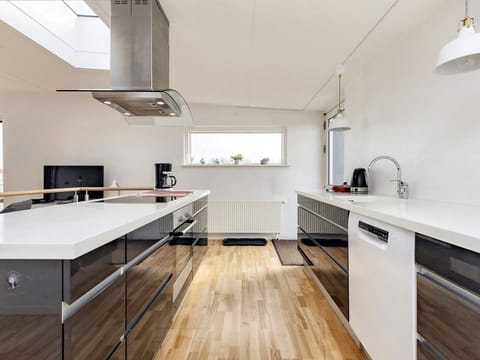 House | Private kitchen | Highchair