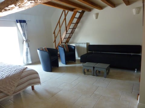Family Room (Côte Fleurie) | Individually decorated, individually furnished, soundproofing, free WiFi