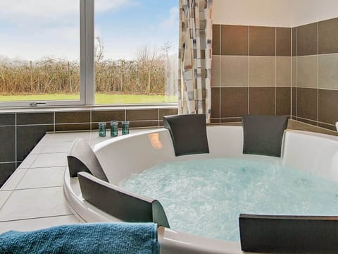 House | Spa treatment