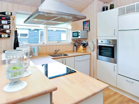 House | Private kitchen | Highchair