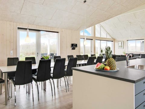 House | Dining