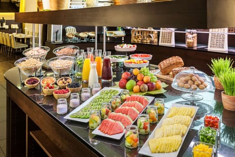 Daily buffet breakfast for a fee