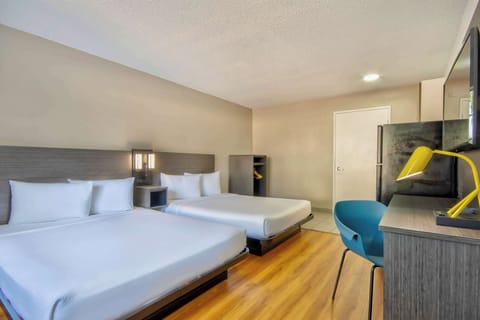 Free WiFi, bed sheets, alarm clocks