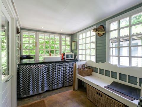 House | Private kitchen | Highchair