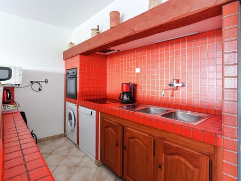 House | Private kitchen | Highchair