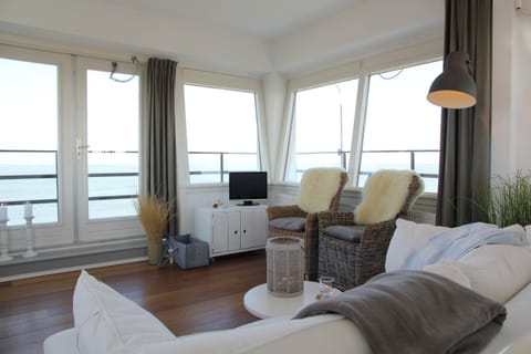 House | Living room