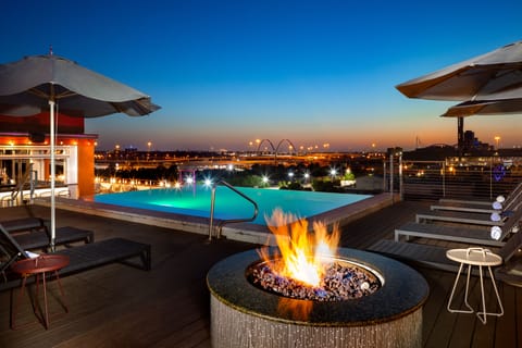 Outdoor pool, open 9:00 AM to 8:00 PM, sun loungers