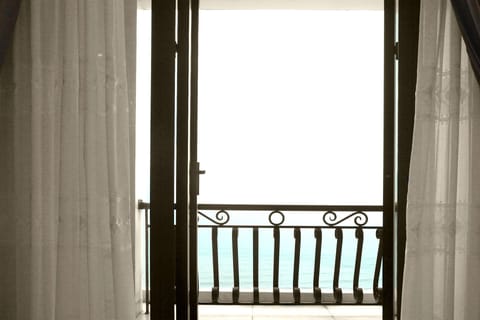 Deluxe Double Room, Beachfront | View from room