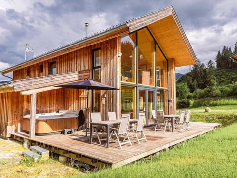 Chalet | Dining