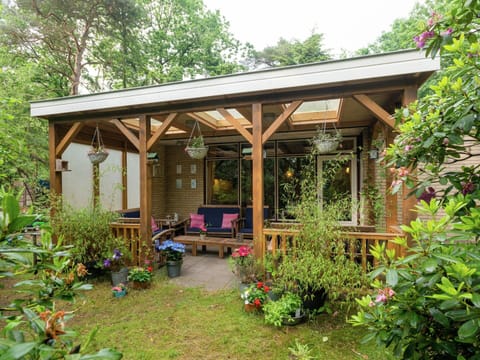 House | Balcony