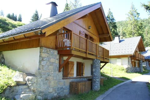 Chalet | Exterior