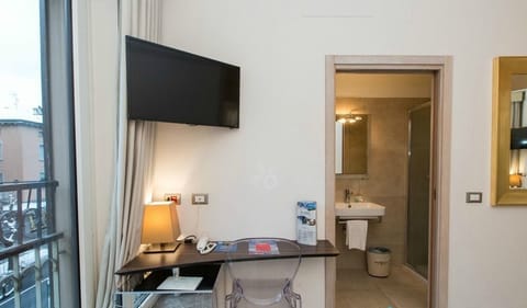 Standard Single Room | In-room safe, cribs/infant beds, free WiFi