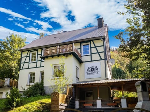 House | Exterior