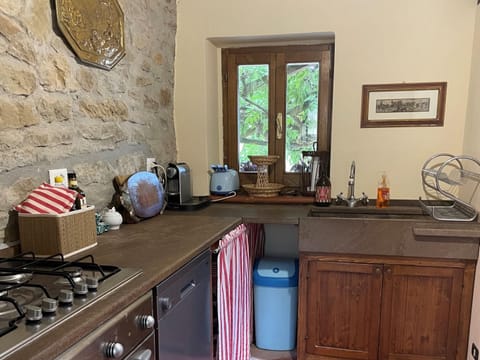 Cottage | Private kitchen | Highchair, cookware/dishes/utensils