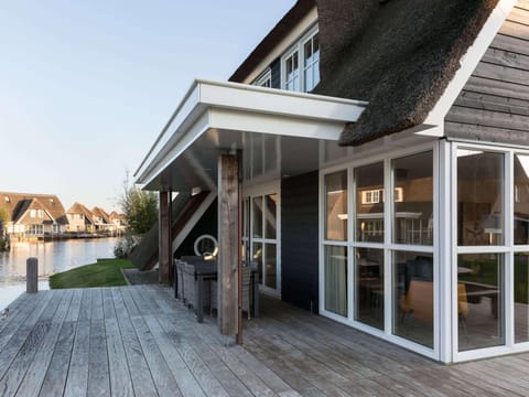 Villa | Exterior