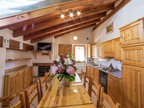 Apartment | Private kitchen | Highchair