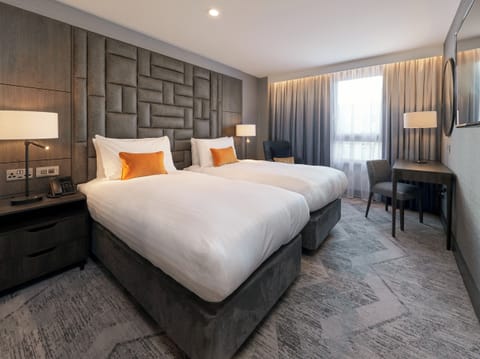 In-room safe, desk, laptop workspace, soundproofing