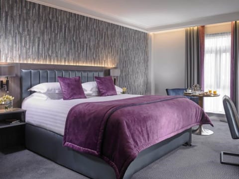 Hypo-allergenic bedding, desk, blackout drapes, soundproofing