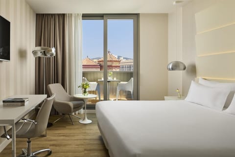 Minibar, in-room safe, desk, blackout drapes