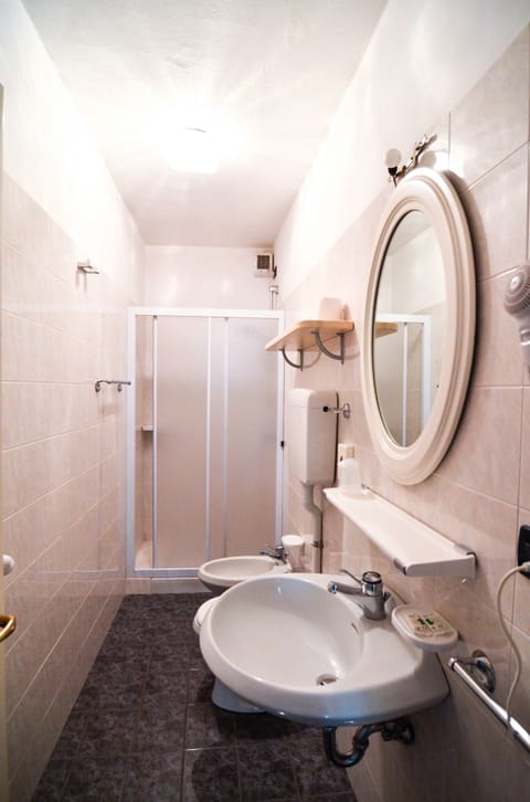 Double or Twin Room | Bathroom | Spring water tub, rainfall showerhead, hair dryer, bidet