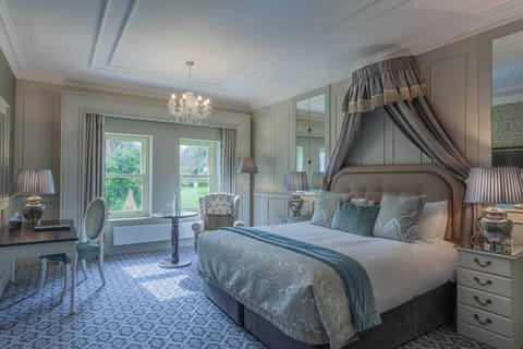 Castle – Superior Room | Free WiFi, bed sheets