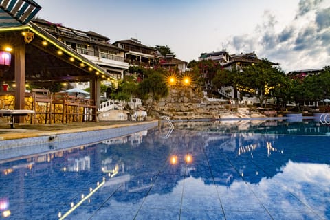 2 outdoor pools, pool umbrellas, sun loungers