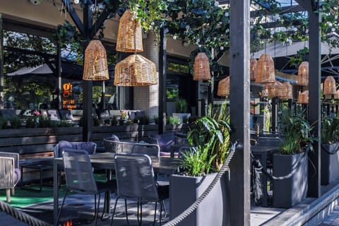 Dinner served, alfresco dining 