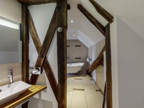 Premium bedding, minibar, in-room safe, individually decorated