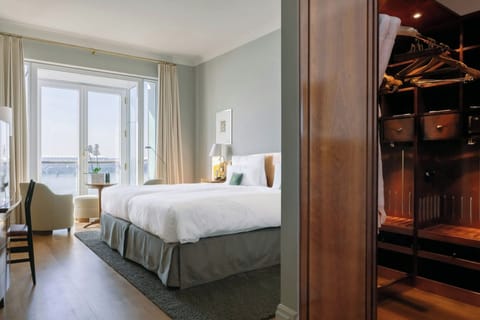 1 bedroom, premium bedding, pillowtop beds, minibar