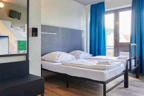 In-room safe, iron/ironing board, free WiFi, bed sheets