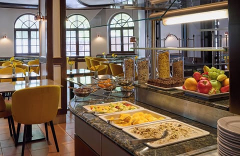 Daily buffet breakfast for a fee