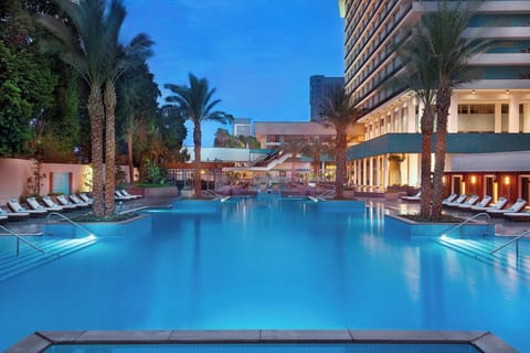 Outdoor pool, open 9:00 AM to 5:00 PM, sun loungers