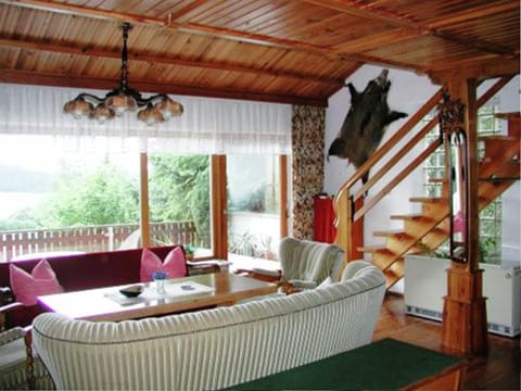 House | Living room