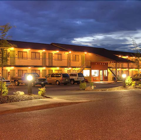 Front of property - evening/night