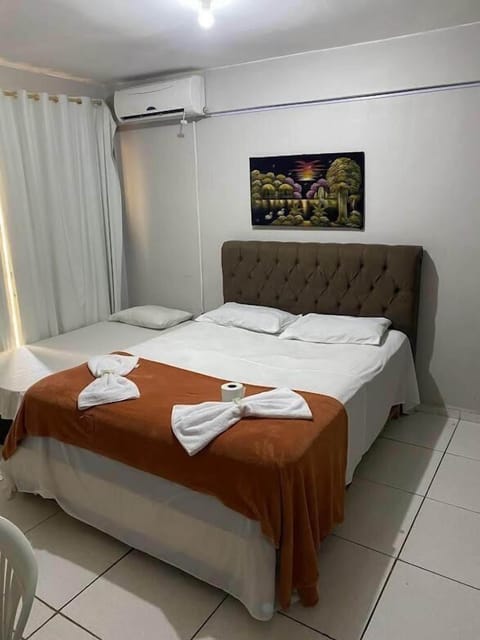Standard Room | Laptop workspace, bed sheets