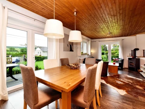 House | Dining