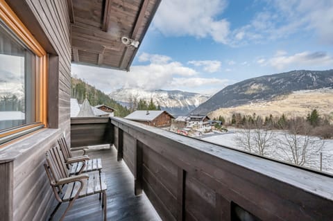 Basic Double Room, Mountain View | Balcony