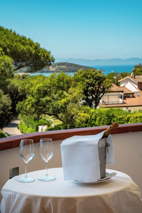 Premium bedding, minibar, in-room safe, individually decorated