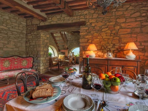 House | Dining
