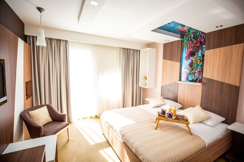 Standard Double Room | Premium bedding, down comforters, memory foam beds, minibar