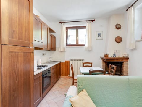 House | Private kitchen | Highchair