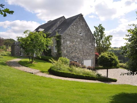 Villa | Exterior