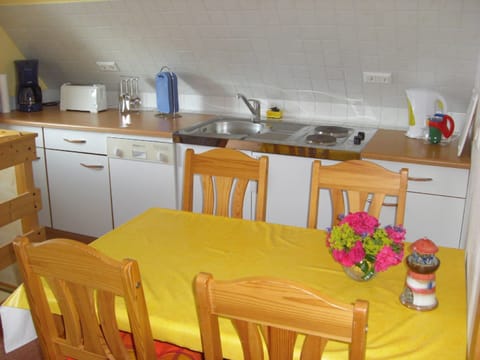 Apartment | Private kitchen | Highchair