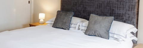 Iron/ironing board, free WiFi