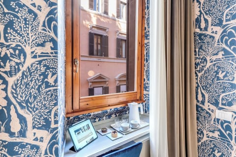 Standard Room | Premium bedding, minibar, in-room safe, blackout drapes