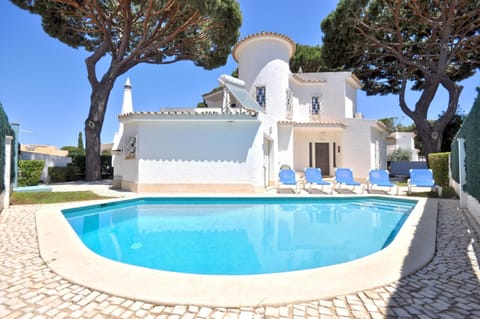 Villa | Pool | Indoor pool, outdoor pool