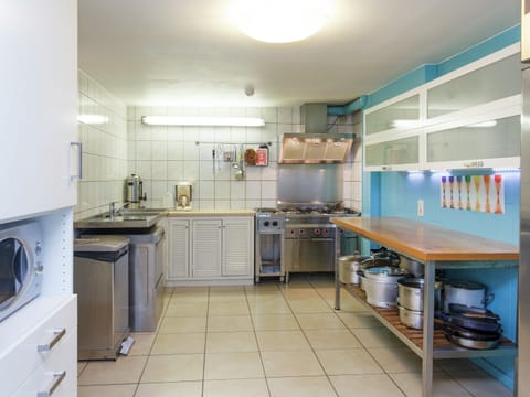 Cottage | Private kitchen | Highchair