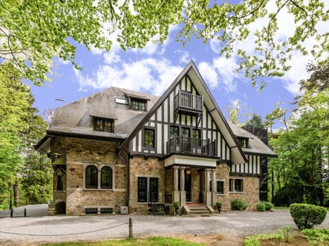 Villa | Exterior