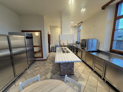 House | Private kitchen | Highchair