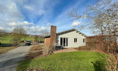 Bungalow | Exterior